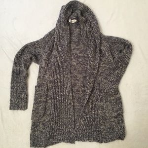 Hooded sweater